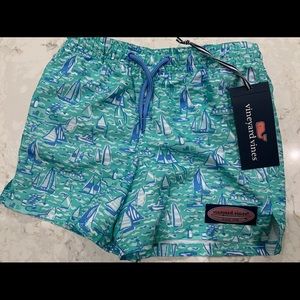 Vineyard Vines Chappy boys Trunks